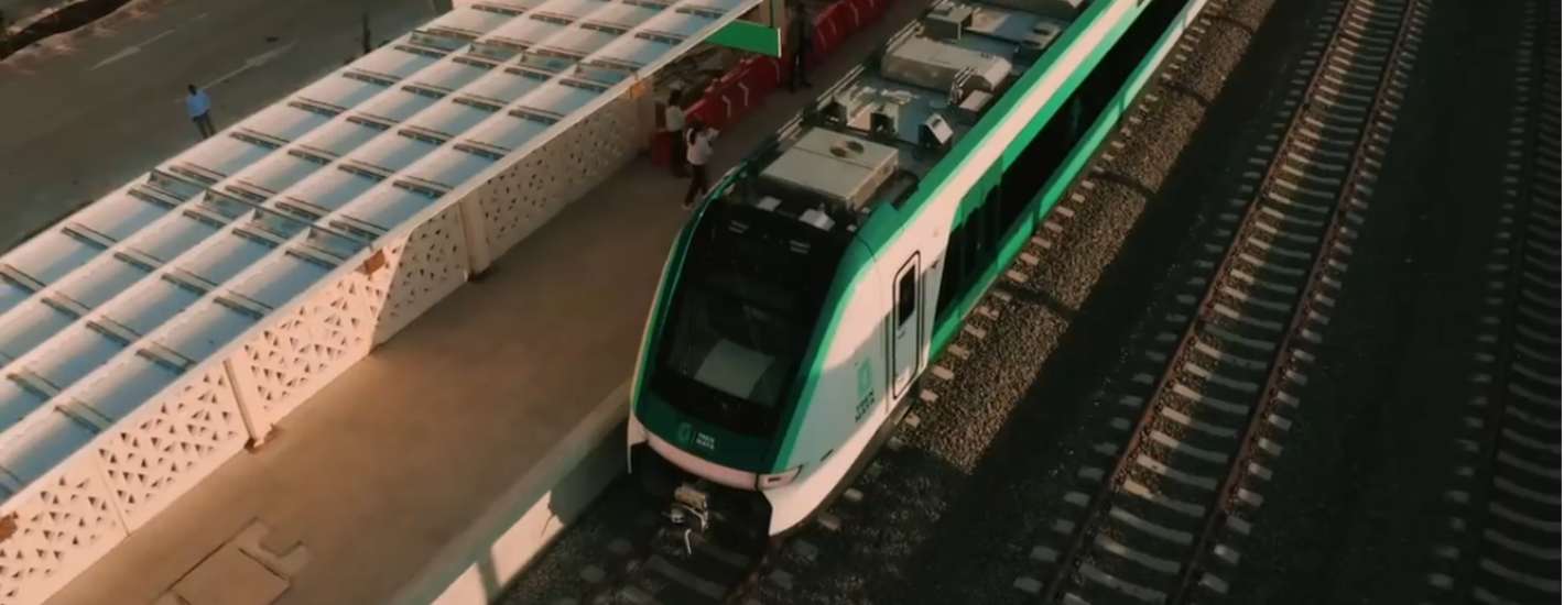 tren maya en una estación